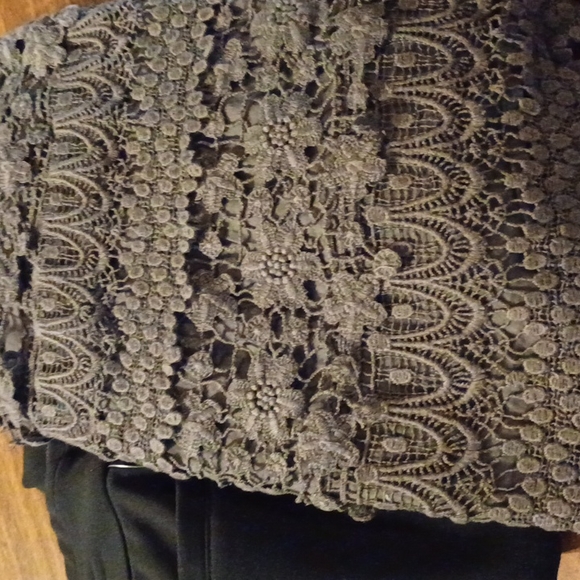 American Eagle skirt Sz. 4 - Picture 7 of 7